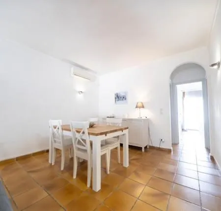 Casa En Girona Сasa de vacaciones L' Escala