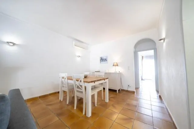 Casa En Girona Сasa de vacaciones L' Escala